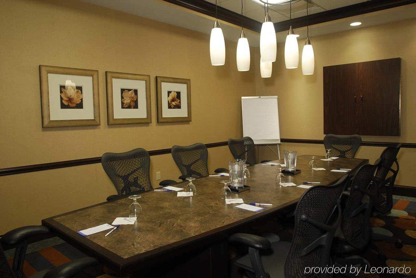 Hilton Garden Inn Hampton Coliseum Central מתקנים תמונה
